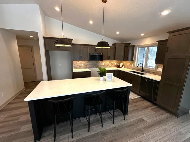 $365,900 | 116 Sunrise Court, Cedar Grove, WI 53013