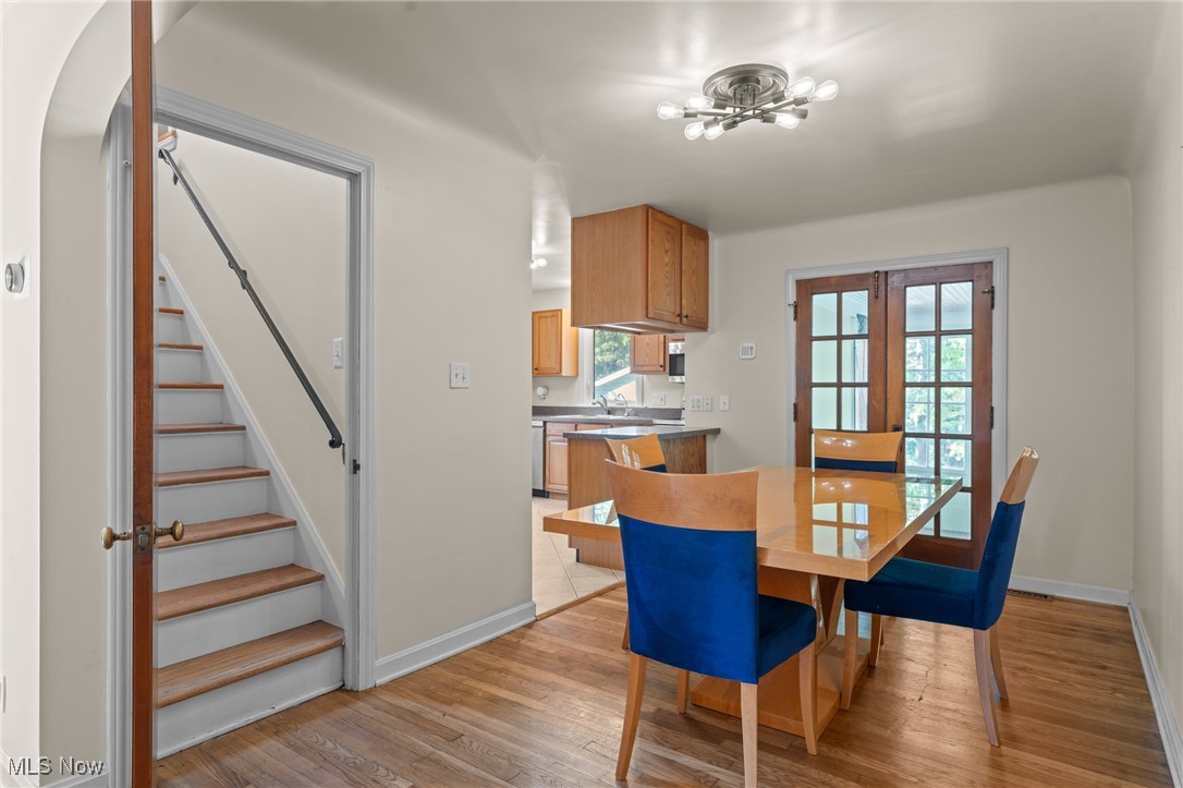 3547 Randolph Road Cleveland, OH 44121 - Photo 7 of 40
