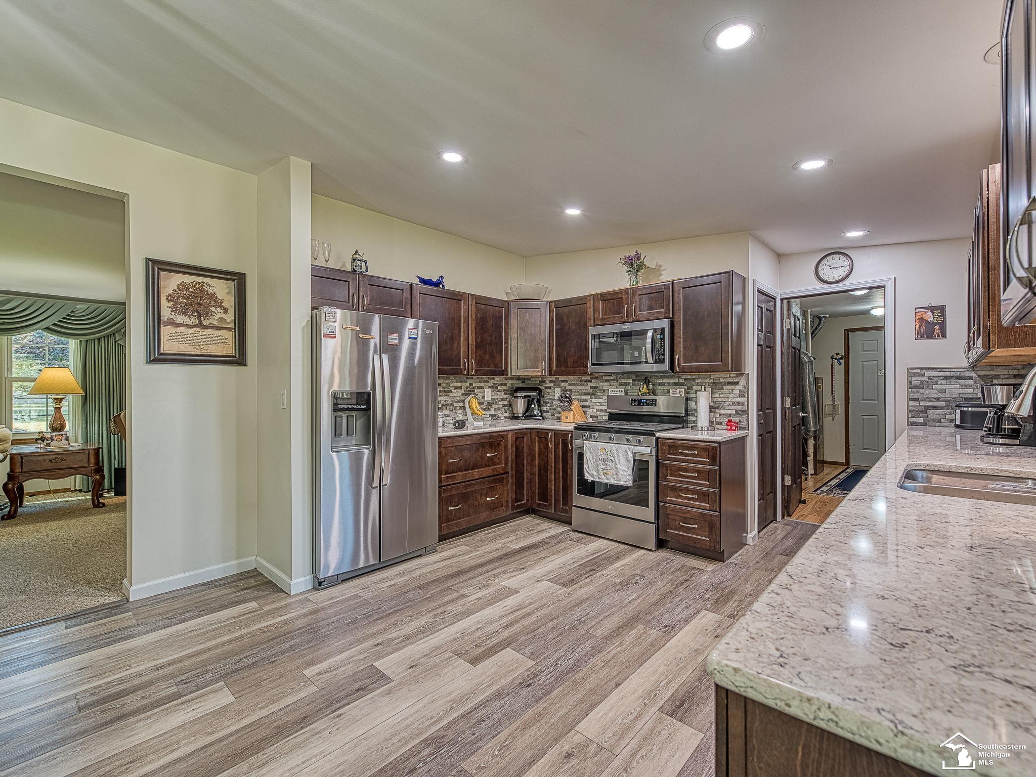 3262 Kelly Road La Salle, MI 48145 - Photo 11 of 40 Gallery Image 11