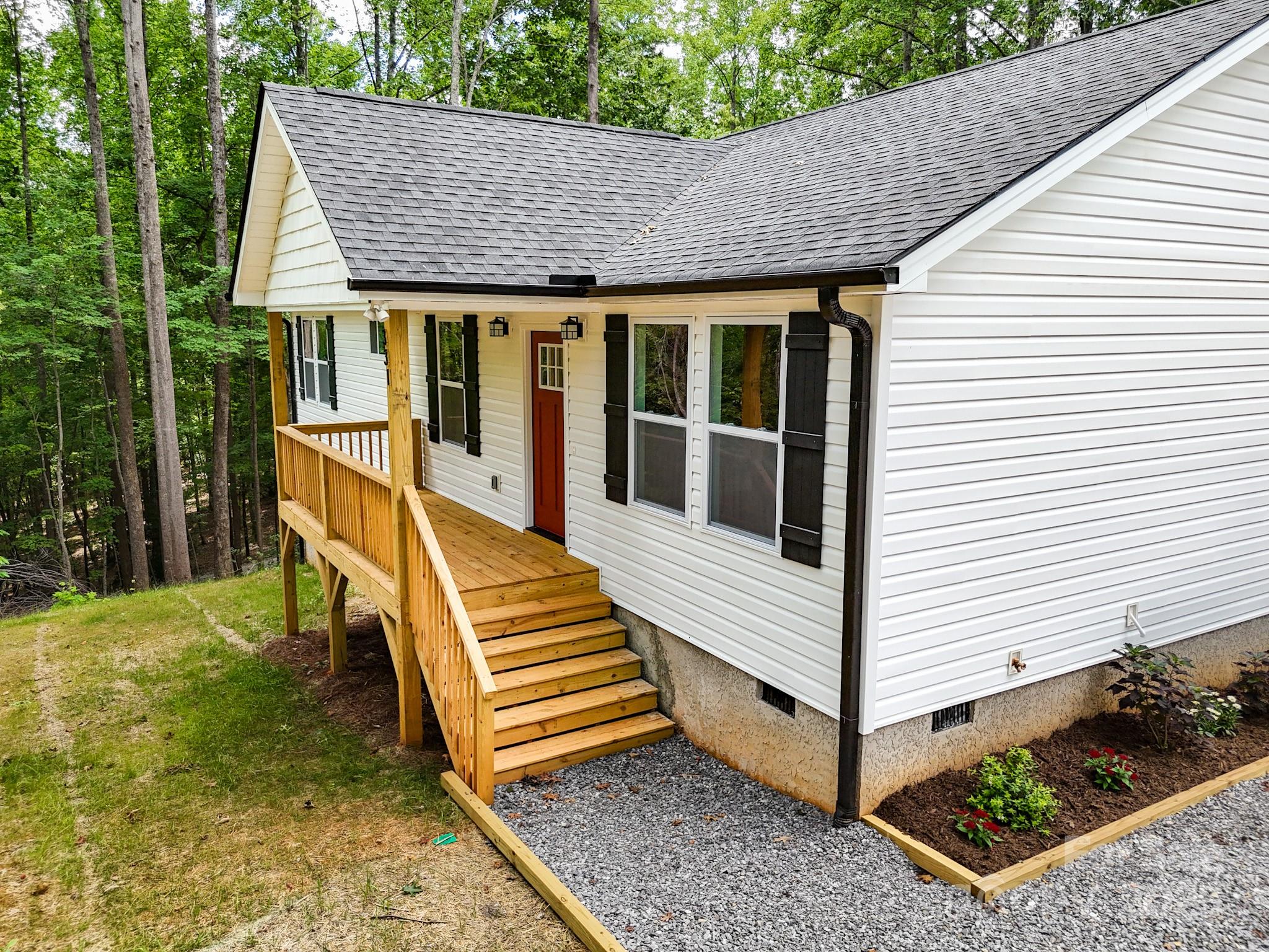 331 Haven Ridge Lane North Marion, NC 28752 - Photo 3 of 44 Gallery Image 3