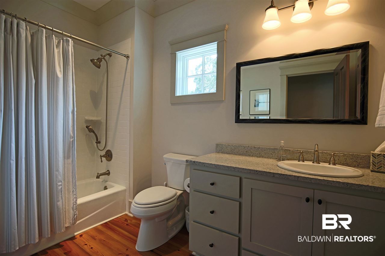 101 Fels Avenue Fairhope, AL 36532 - Photo 18 of 31 Bathroom 3