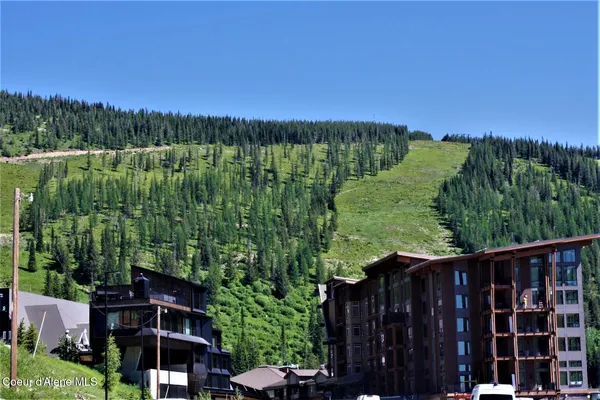 $1,250,000 | 205 Ullr Drive, Sandpoint, ID 83864