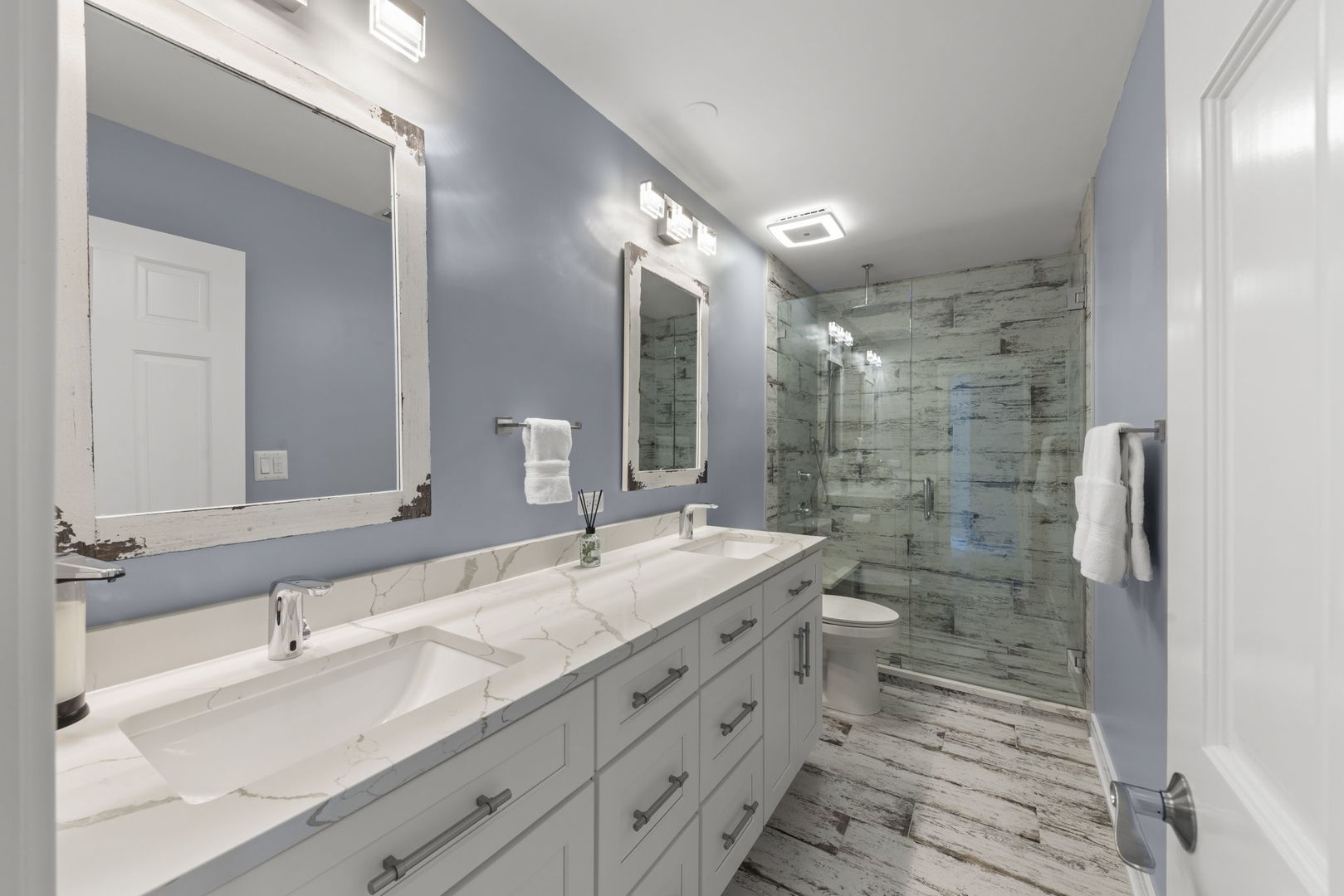 1721 York Road Oak Brook, IL 60523 - Photo 17 of 44 Gallery Image 17