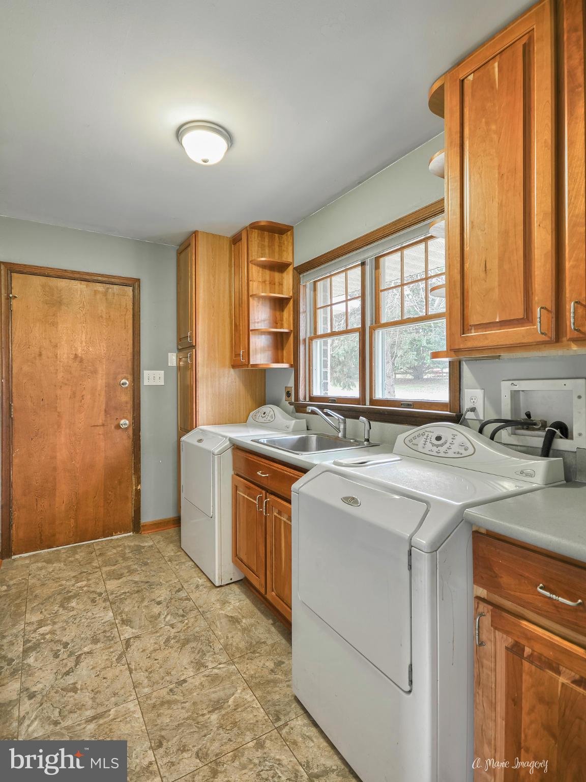 11440 Weller Road Monrovia, MD 21770 - Photo 30 of 30 Main Level Laundry/Mud Room