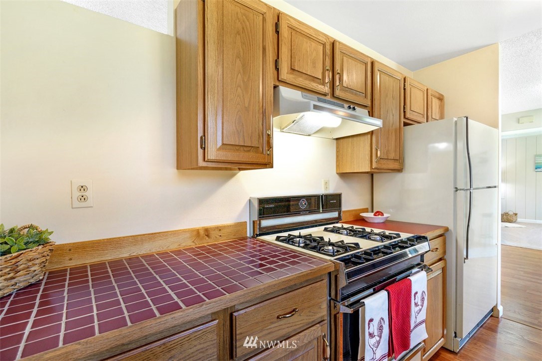 19440 Southeast 267th Street Covington, WA 98042 - Photo 11 of 25