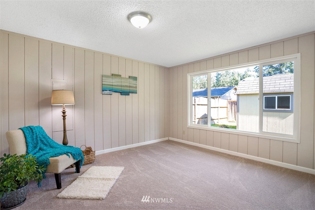19440 Southeast 267th Street Covington, WA 98042 - Photo 12 of 25
