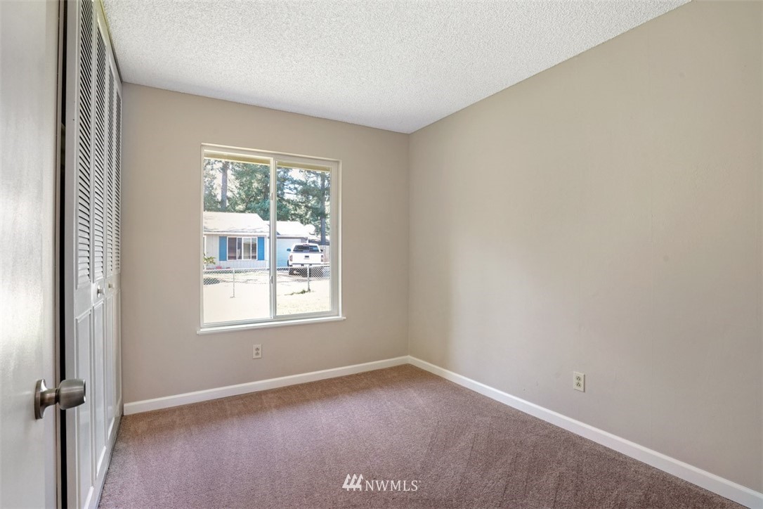 19440 Southeast 267th Street Covington, WA 98042 - Photo 18 of 25