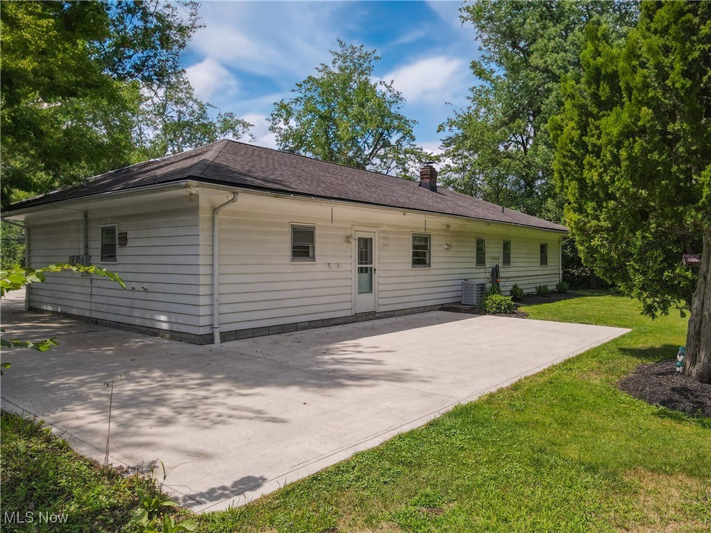 34775 Aurora Road Solon, OH 44139 - Photo 21 of 28