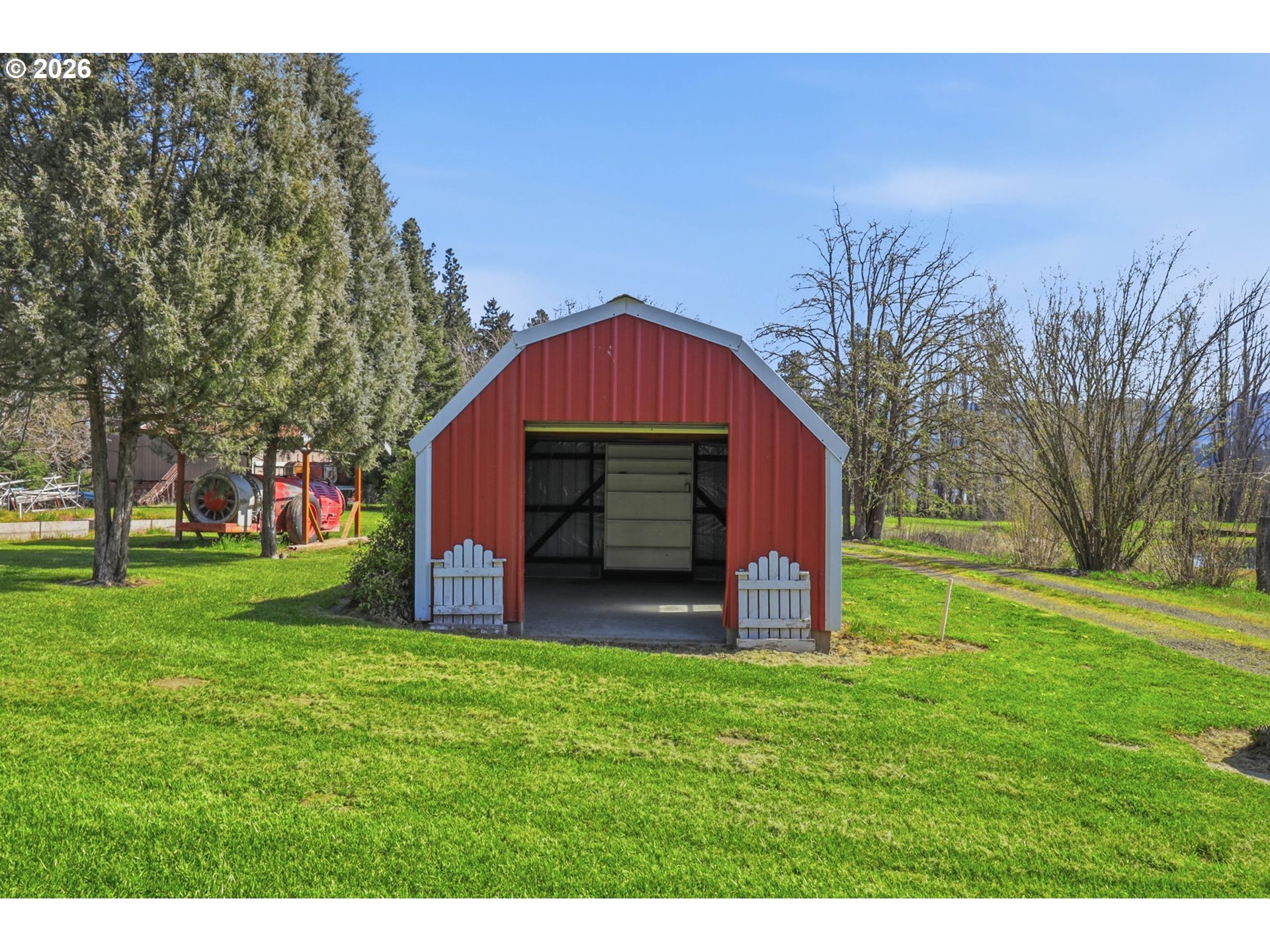 3301 Wyeast Road Hood River, OR 97031 - Photo 25 of 42