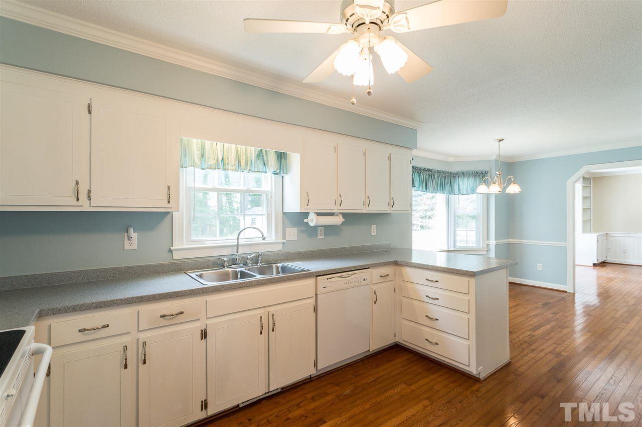 7101 Halstead Lane Raleigh, NC 27613 - Photo 11 of 24