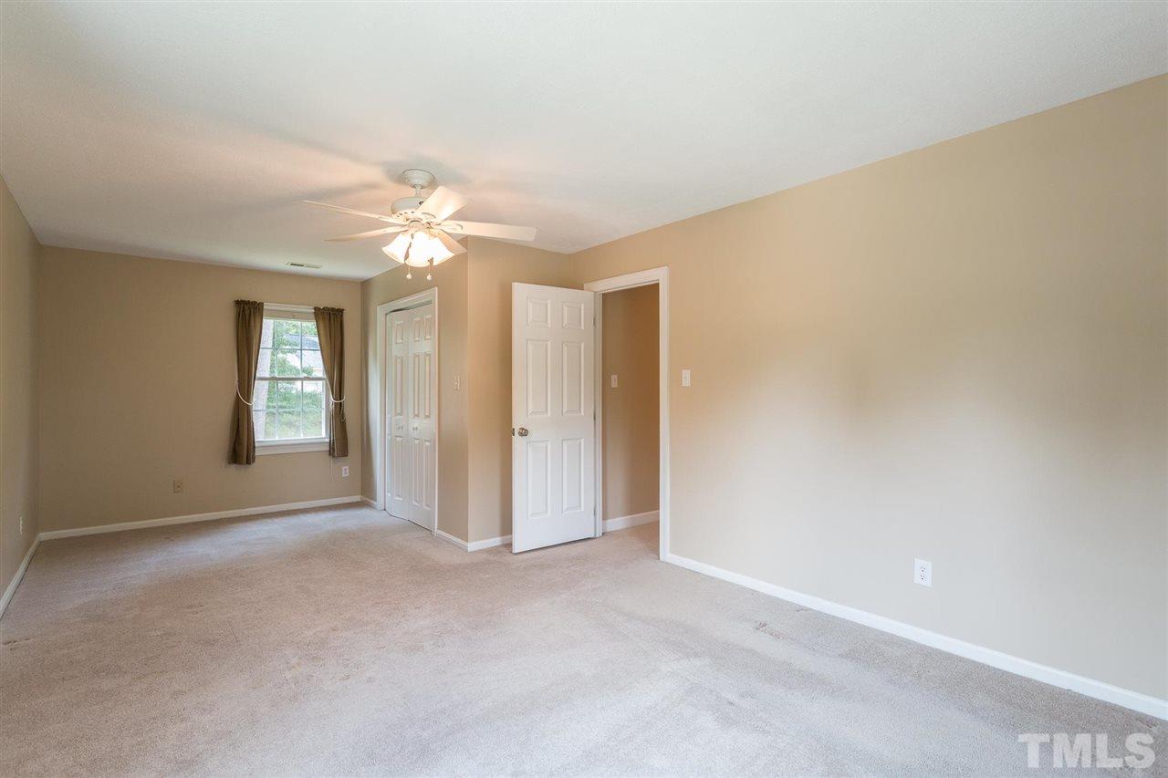 7101 Halstead Lane Raleigh, NC 27613 - Photo 15 of 24