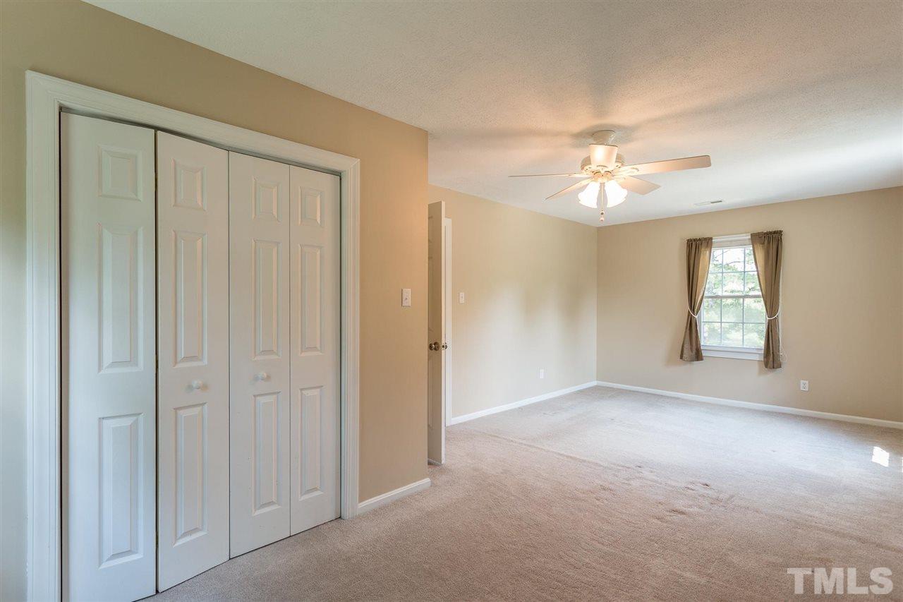 7101 Halstead Lane Raleigh, NC 27613 - Photo 16 of 24