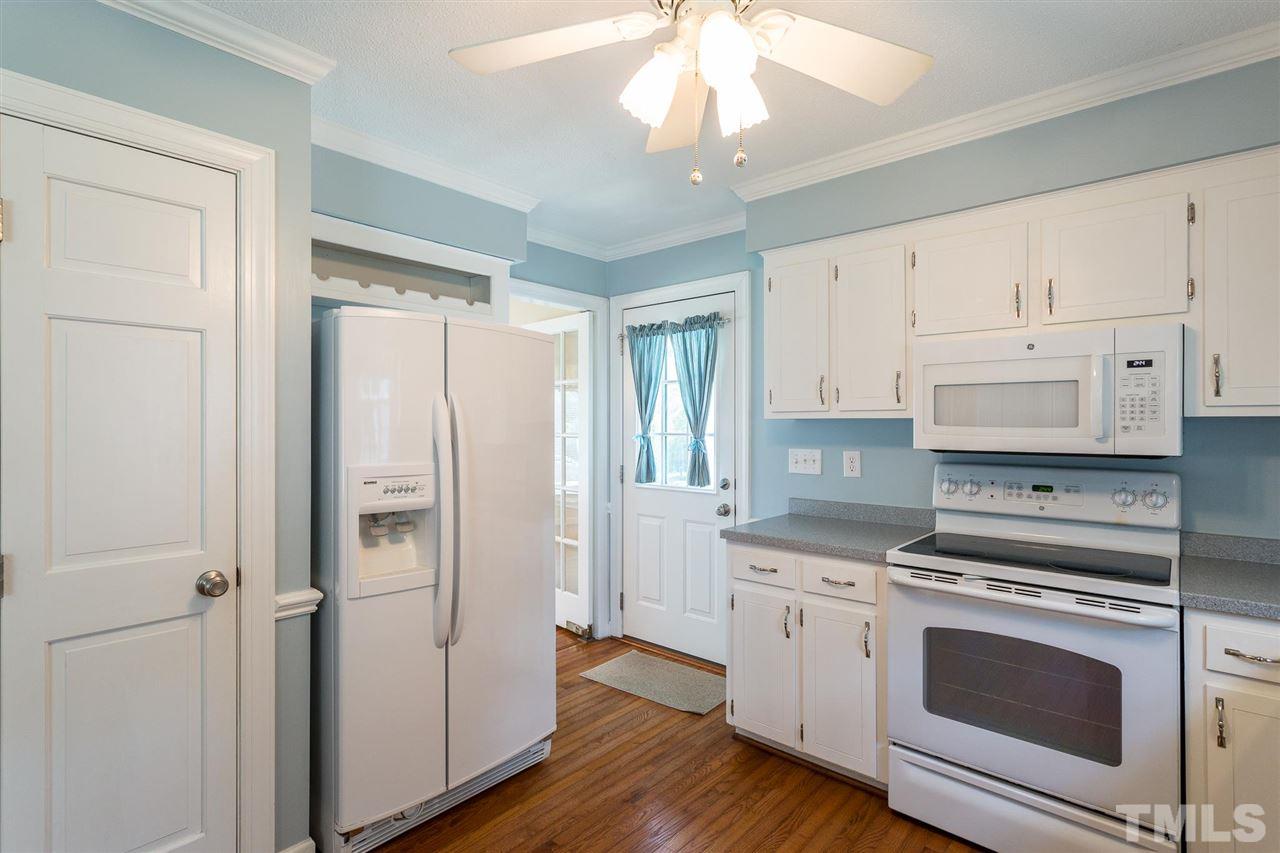 7101 Halstead Lane Raleigh, NC 27613 - Photo 10 of 24