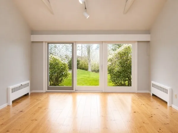 $3,500,000 | 3 Proctor Street, Manchester, MA 01944