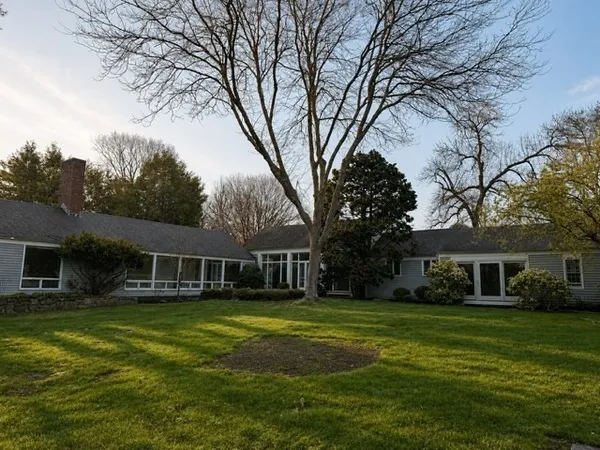 $3,500,000 | 3 Proctor Street, Manchester, MA 01944
