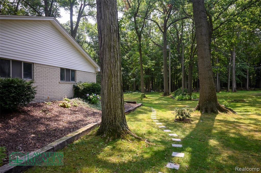 9180 Stone Road Pearl Beach, MI 48001 - Photo 46 of 47 Gallery Image 46