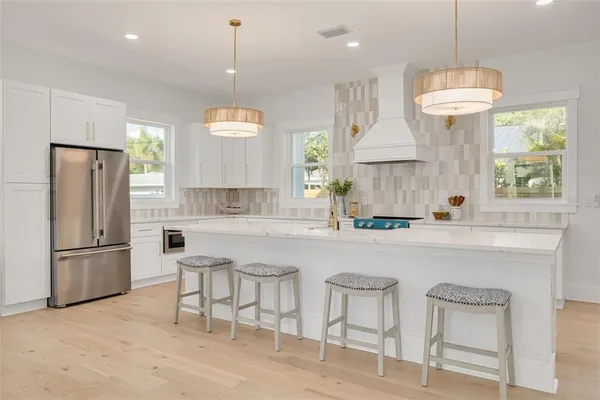 $1,295,000 | 3317 15th Street North, St. Petersburg, FL 33704