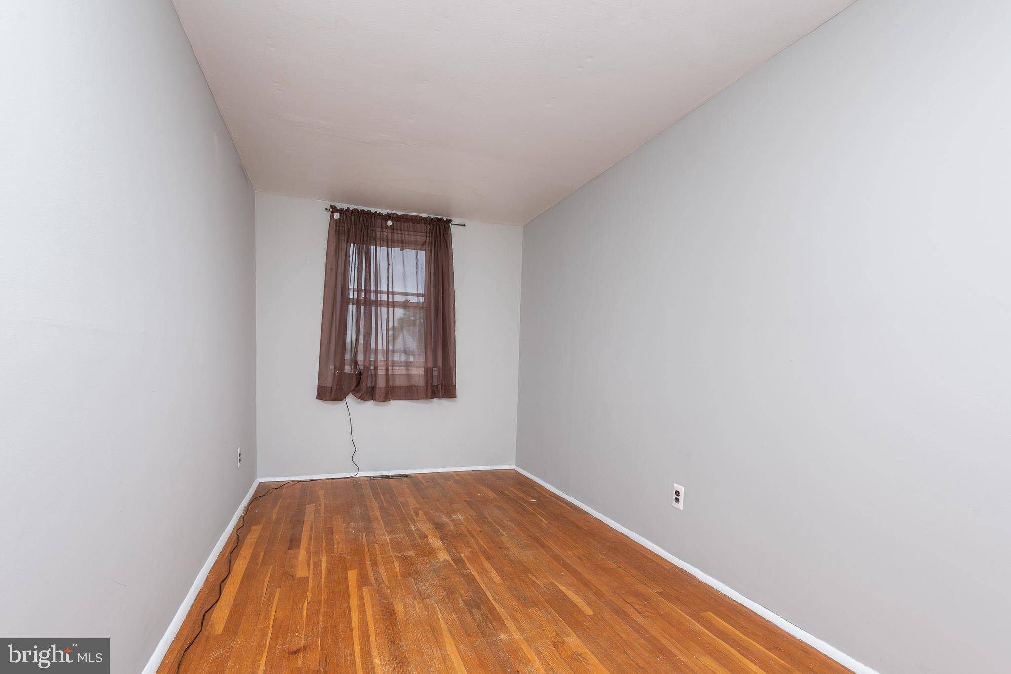 2721 Norland Road Baltimore, MD 21230 - Photo 17 of 28 Bedroom 3