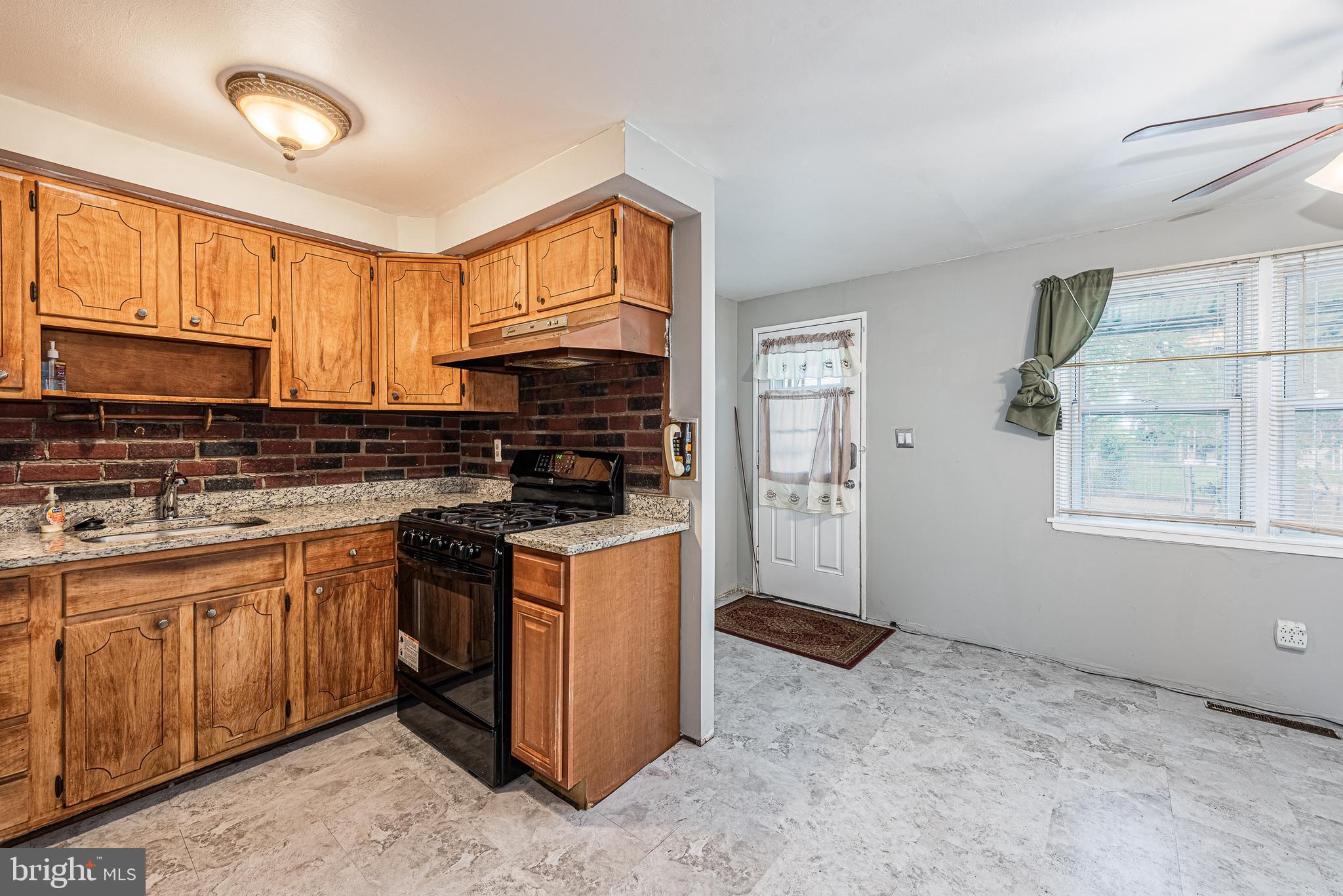 2721 Norland Road Baltimore, MD 21230 - Photo 9 of 28 Updated Appliances