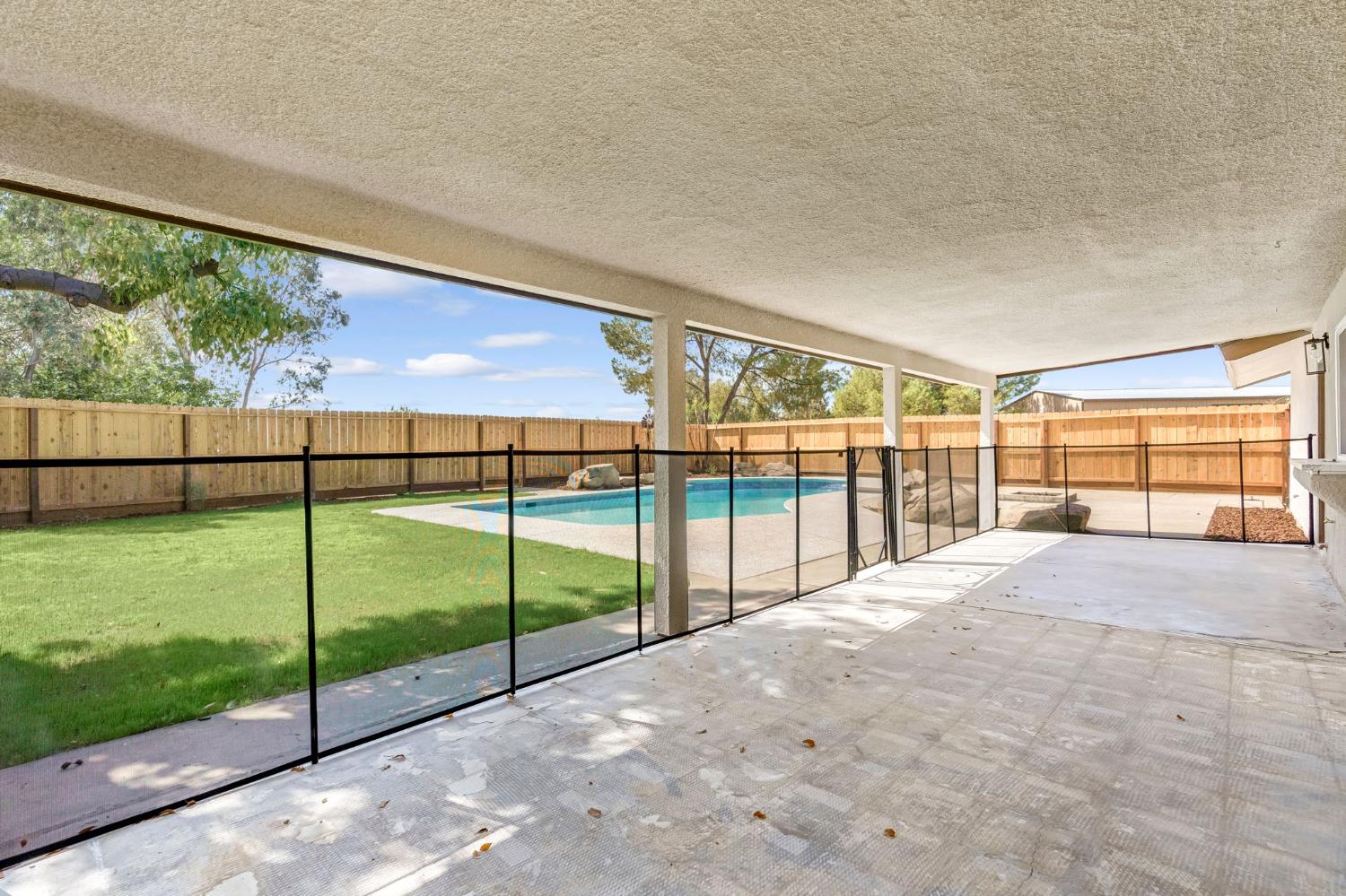 16860 Mark Road Madera, CA 93636 - Photo 29 of 44 a view of outdoor space with backyard