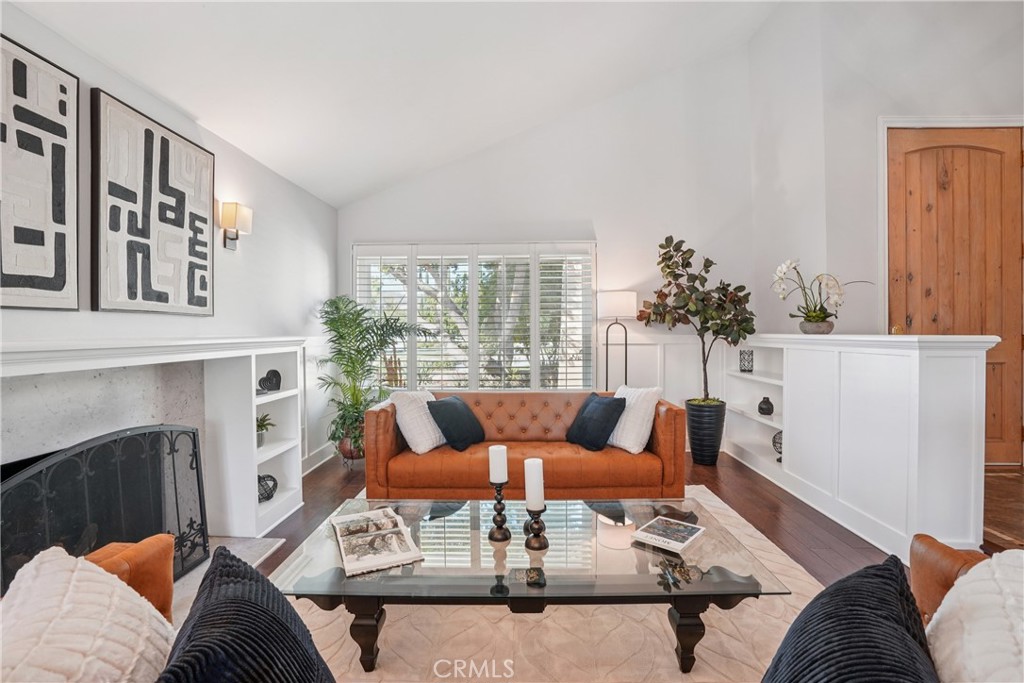 42 Kanan Road Oak Park, CA 91377 - Photo 7 of 65 Gallery Image 7