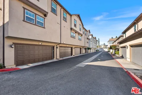 $645,000 | 553 Grapefruit Lane, Fillmore, CA 93015