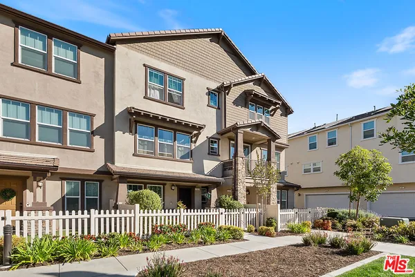 $645,000 | 553 Grapefruit Lane, Fillmore, CA 93015