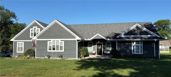 $349,900 | 11 Country Club Road, Paris, IL 61944