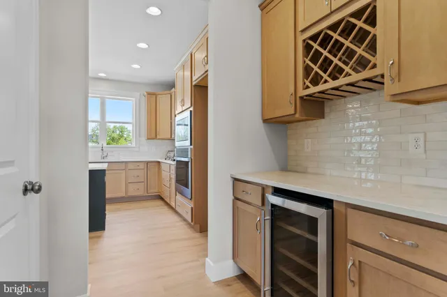 $679,900 | 1010 Edorma Court, Harrisburg, PA 17112