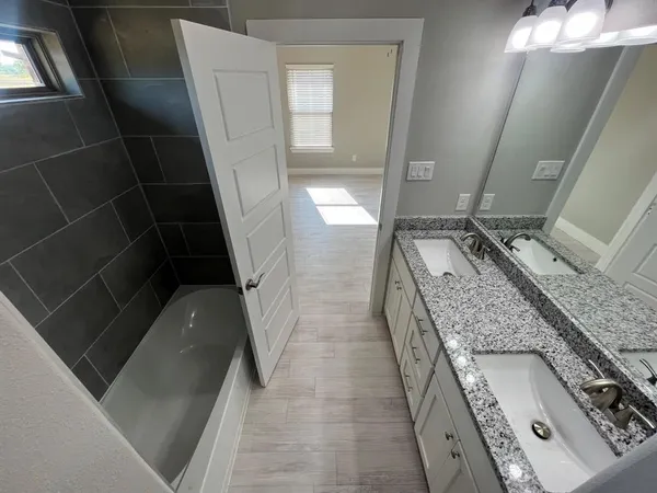 $1,850 | 619 North Friendship Road, Sherman, TX 75092