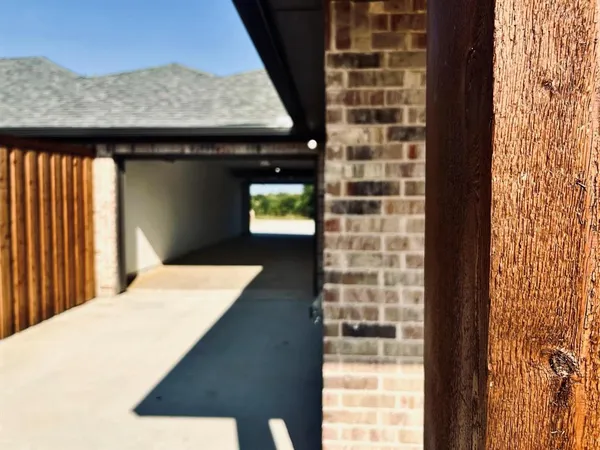 $1,850 | 619 North Friendship Road, Sherman, TX 75092