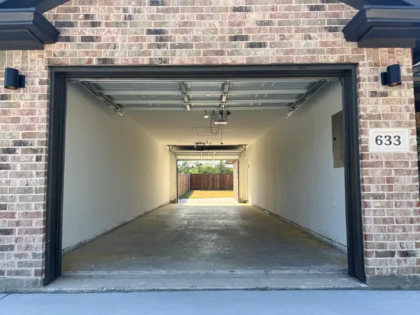 $1,850 | 619 North Friendship Road, Sherman, TX 75092