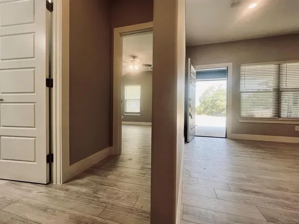 $1,850 | 619 North Friendship Road, Sherman, TX 75092