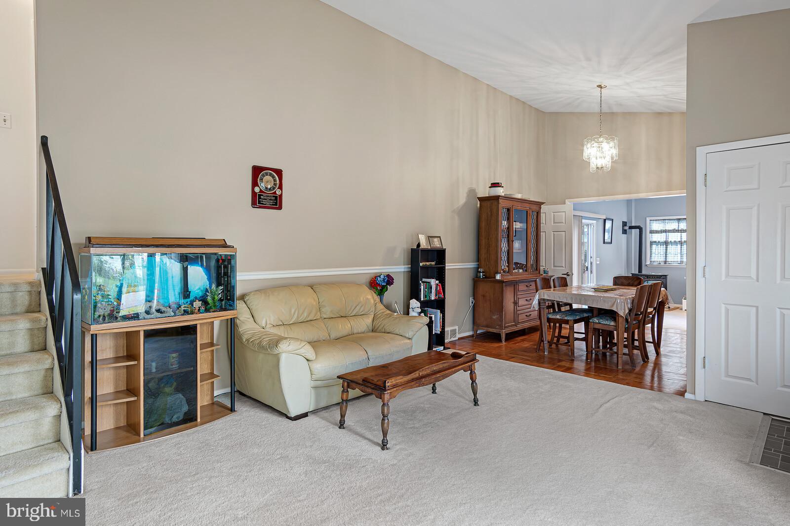 33 Miles Road Claymont, DE 19703 - Photo 10 of 27 Living Room