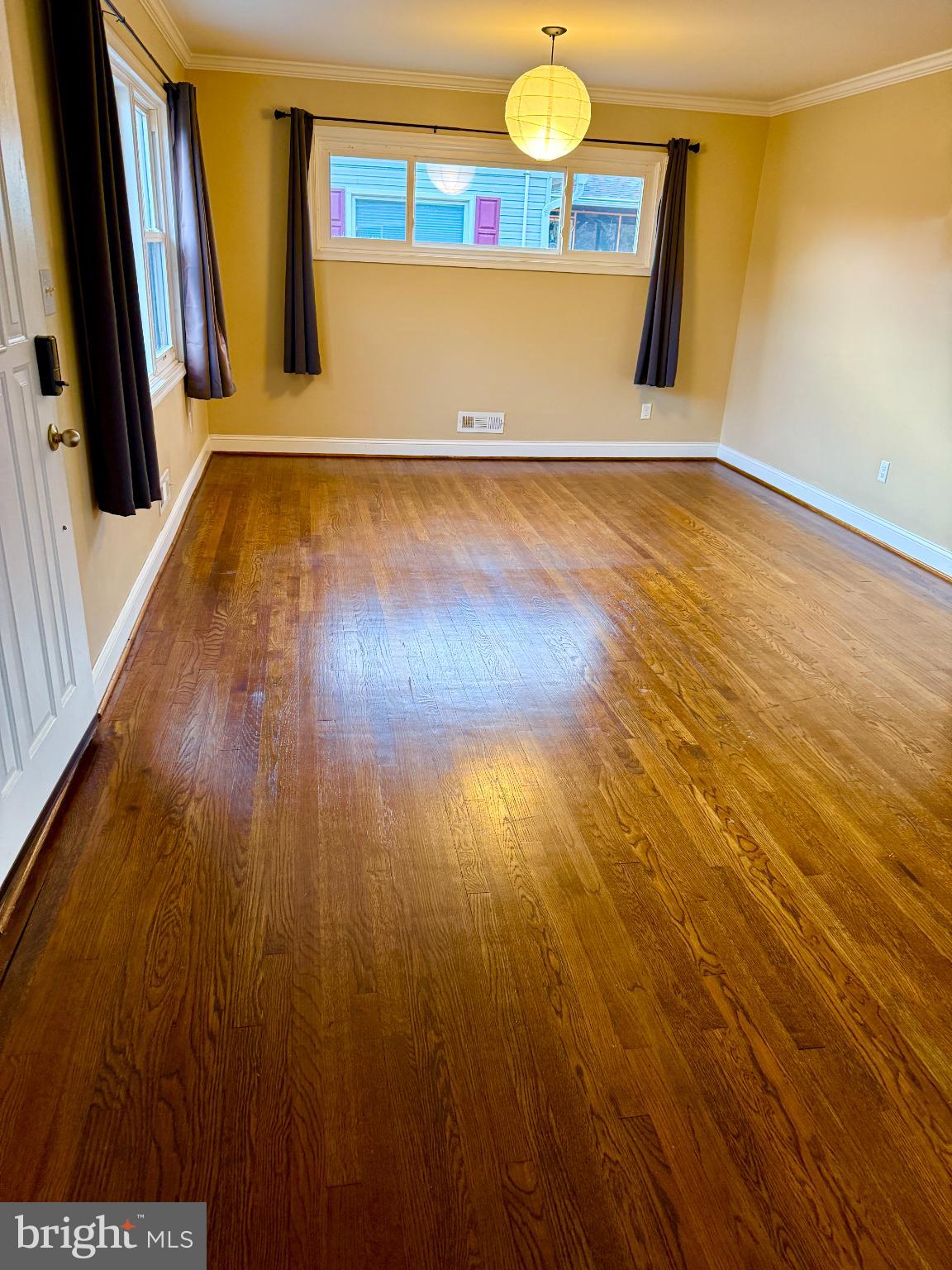 900 Southridge Road Catonsville, MD 21228 - Photo 4 of 31 a view of a room with wooden floor