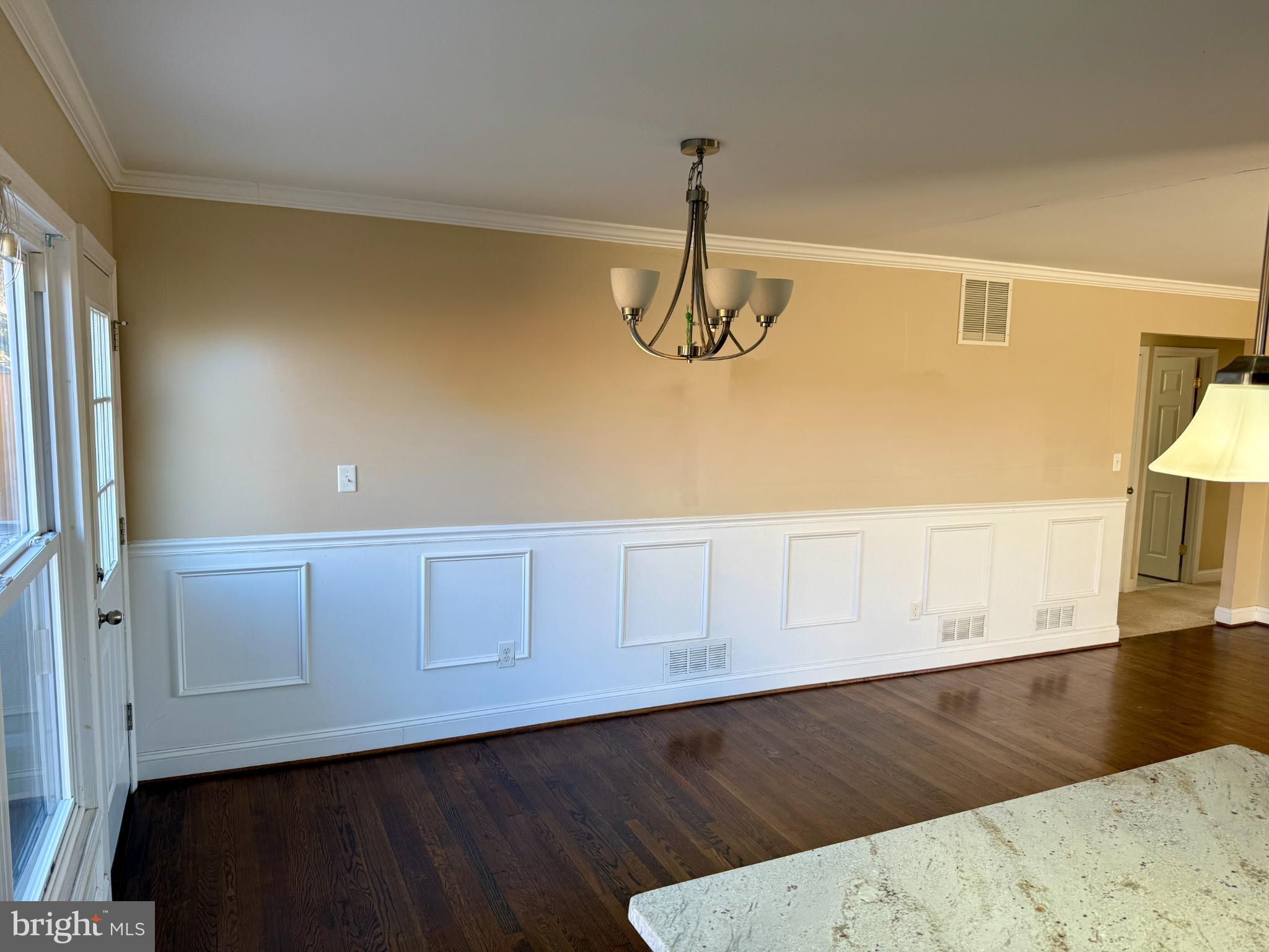 900 Southridge Road Catonsville, MD 21228 - Photo 8 of 31 a view of a livingroom with a sink