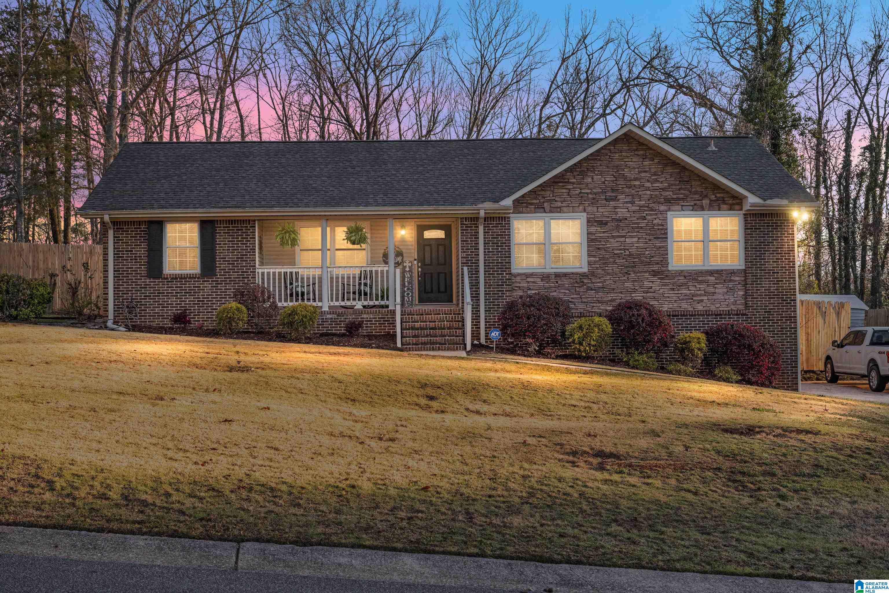 121 Oak Street Alabaster, AL 35114 - Photo 1 of 41