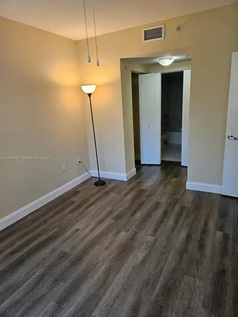 $2,875 | 2775 Northeast Ne 187th Street, Unit 323, Aventura, FL 33180