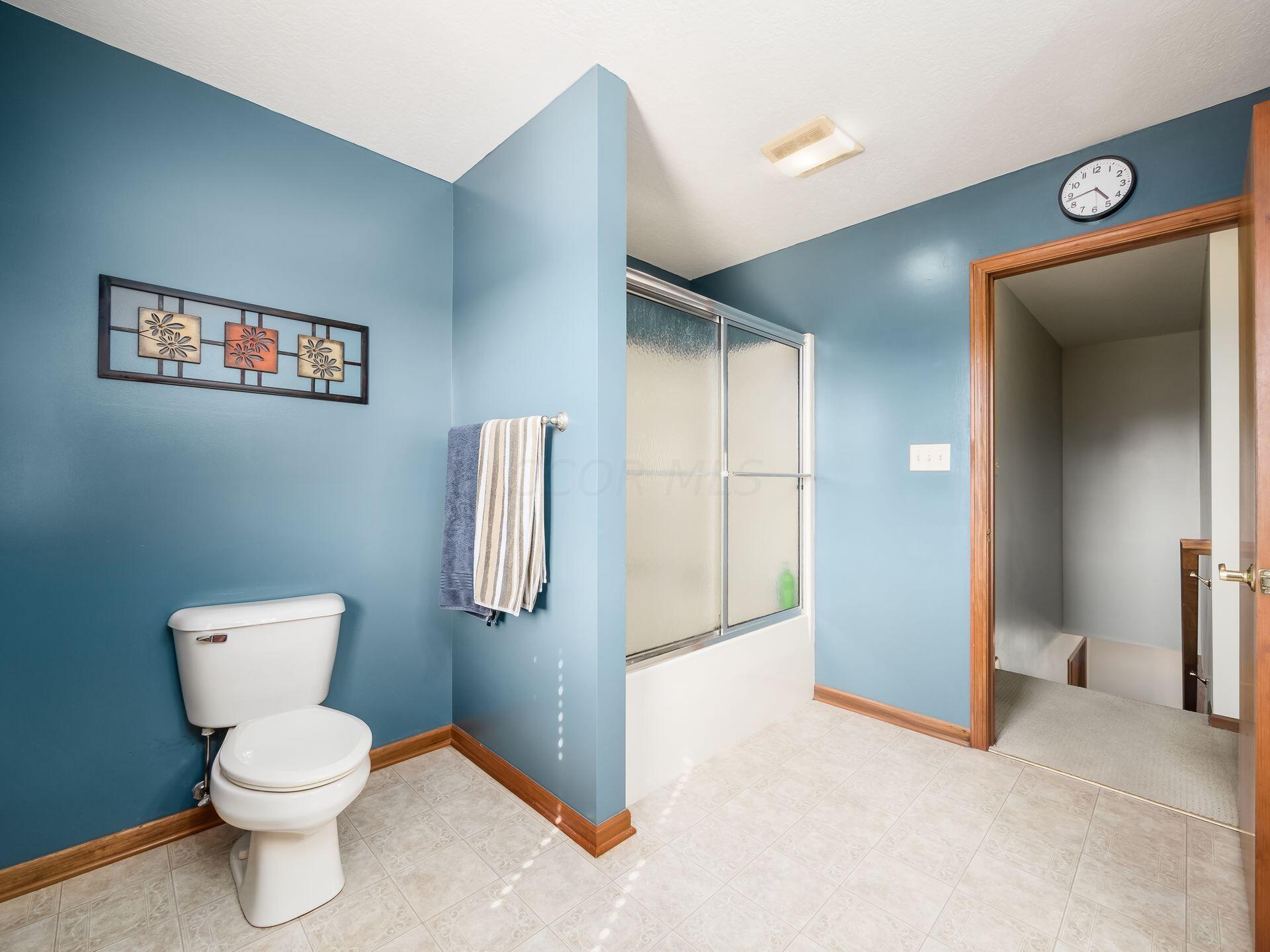 3160 Burnt Pond Road Ostrander, OH 43061 - Photo 37 of 60 2nd floor full bathroom