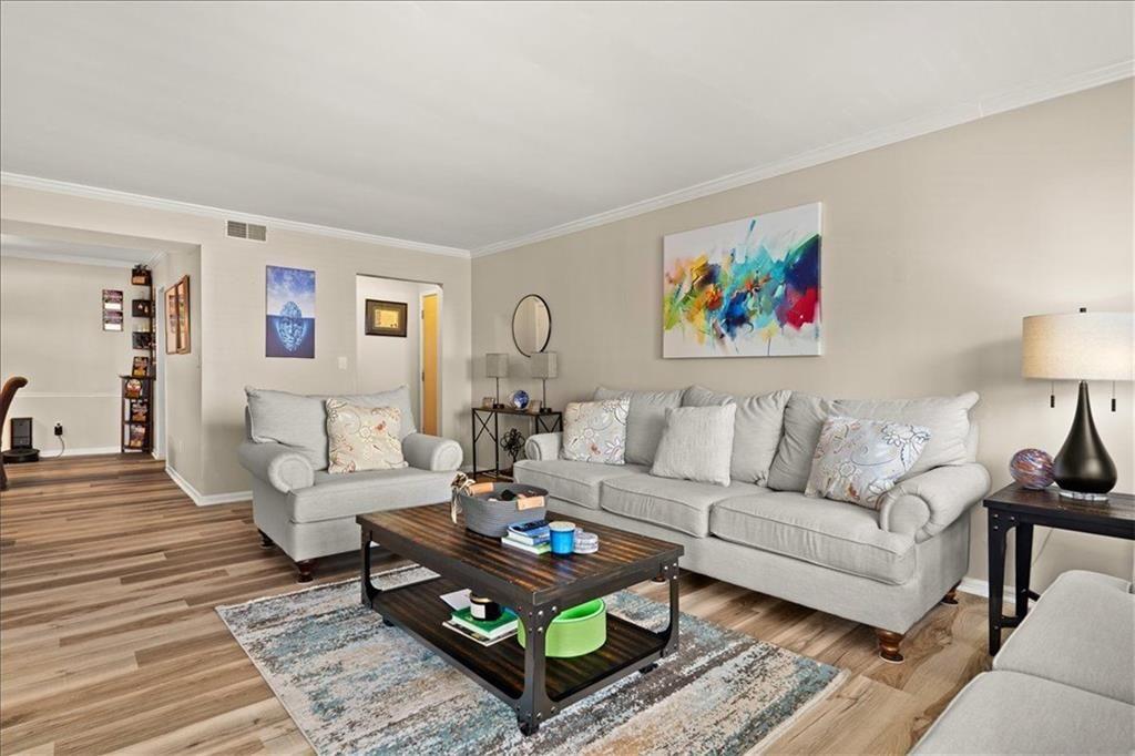 6851 Roswell Road, Unit M5 Atlanta, GA 30328 - Photo 4 of 33 Gallery Image 4