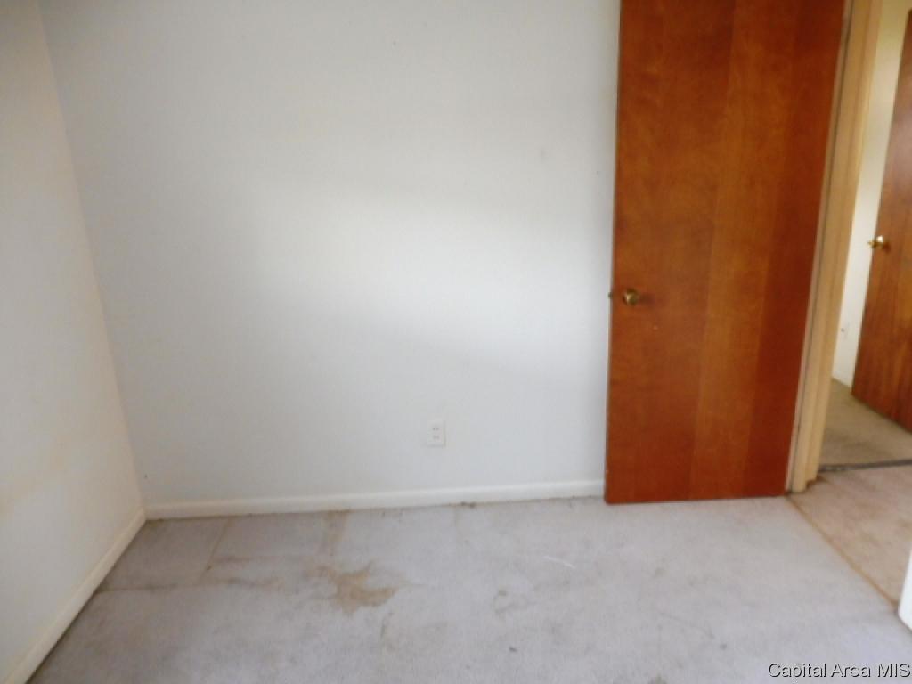 2339 Ramsey Road Springfield, IL 62702 - Photo 12 of 14