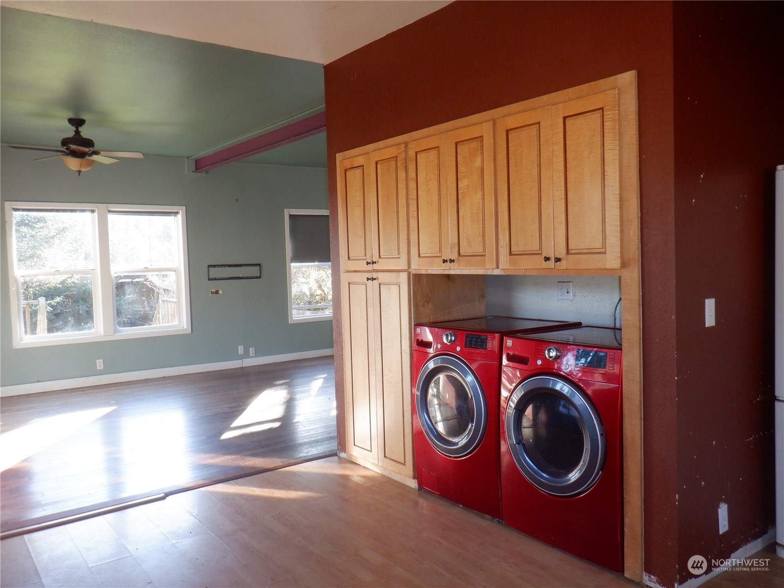 13903 Center Road Quilcene, WA 98376 - Photo 8 of 40 a utility room with dryer and washer