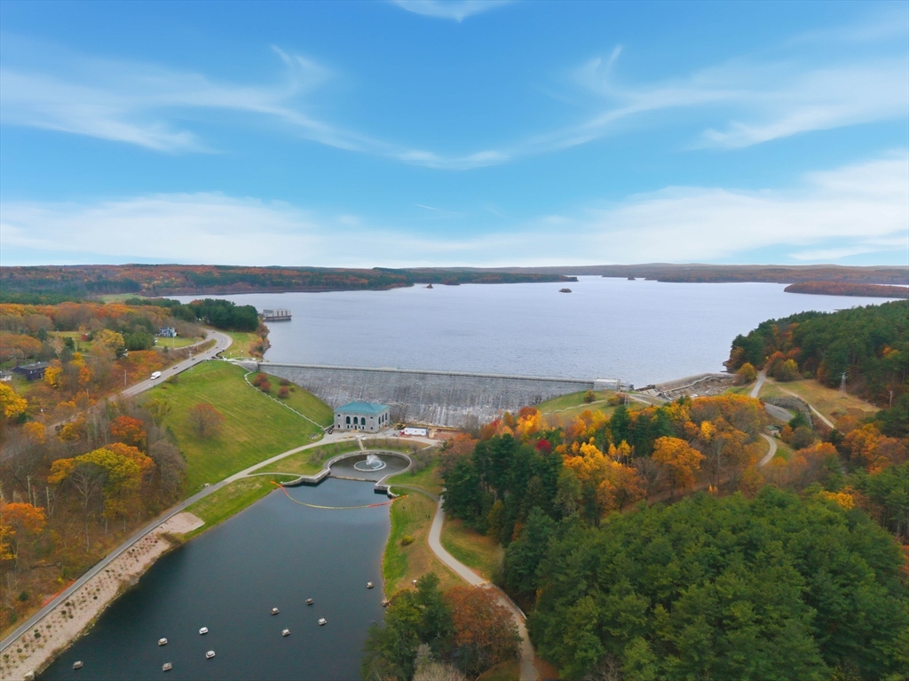 288 Grove Street, Unit 288 Clinton, MA 01510 - Photo 39 of 40 an aerial view of a city