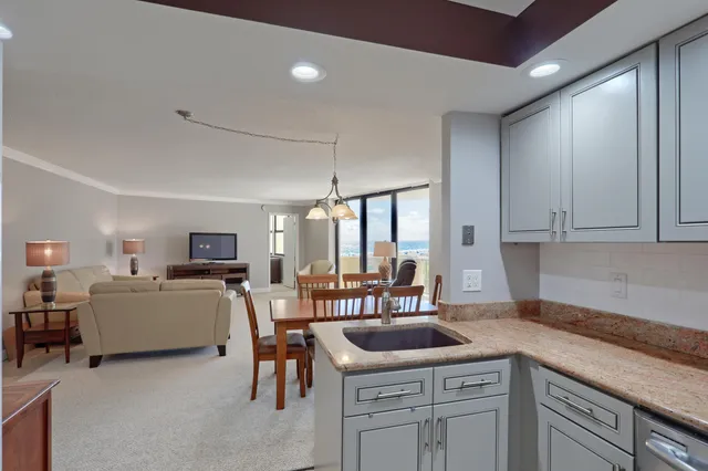 $595,000 | 2800 North Ocean Drive, Unit A4A, Singer Island, FL 33404