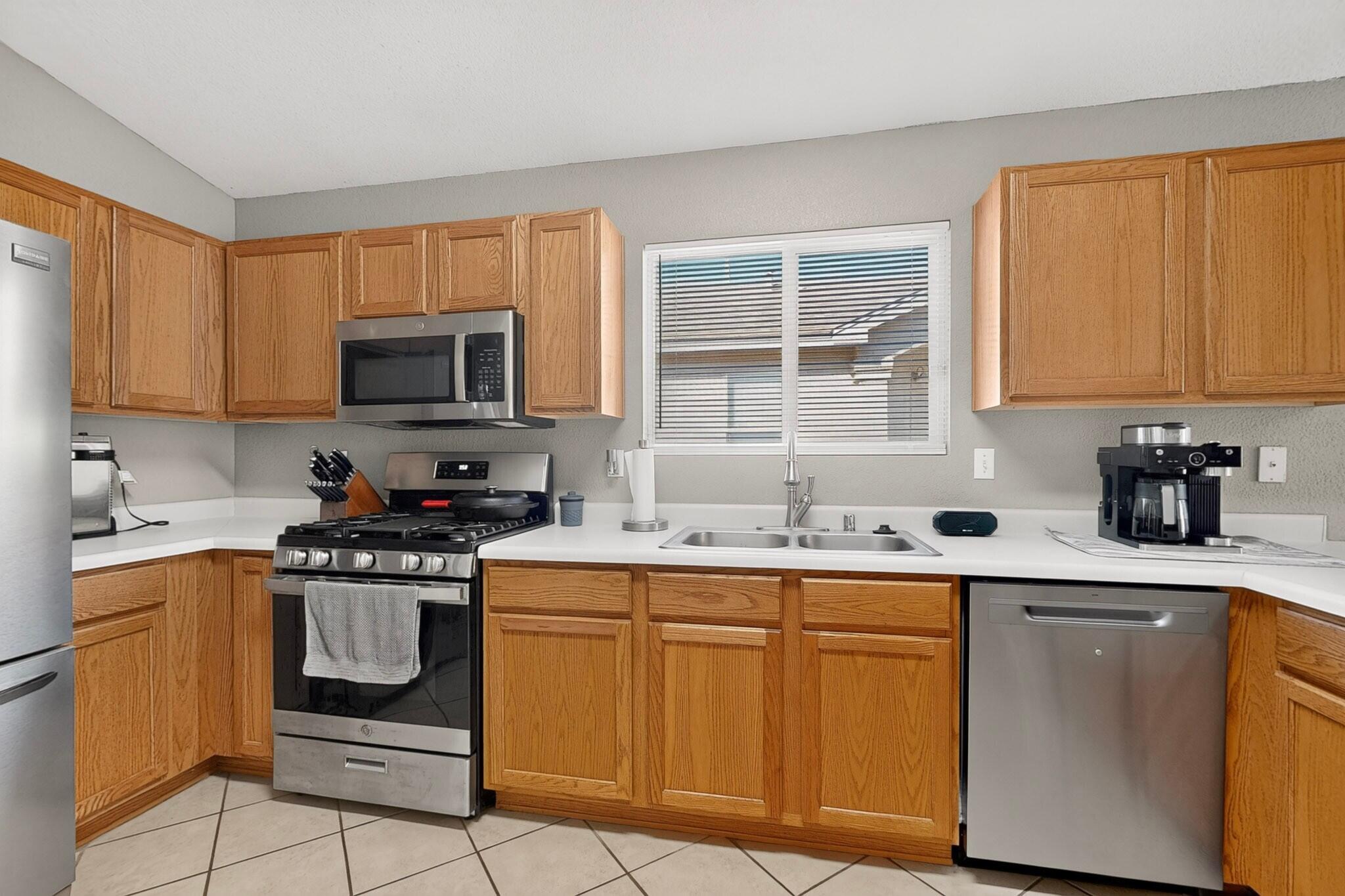 745 Morning Meadows Drive Rio Rancho, NM 87144 - Photo 14 of 43 Gallery Image 14