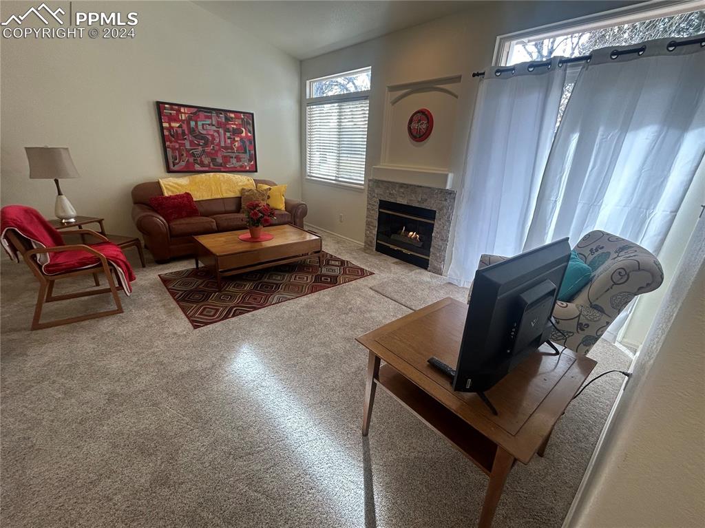 6385 Perfect View Colorado Springs, CO 80919 - Photo 5 of 35