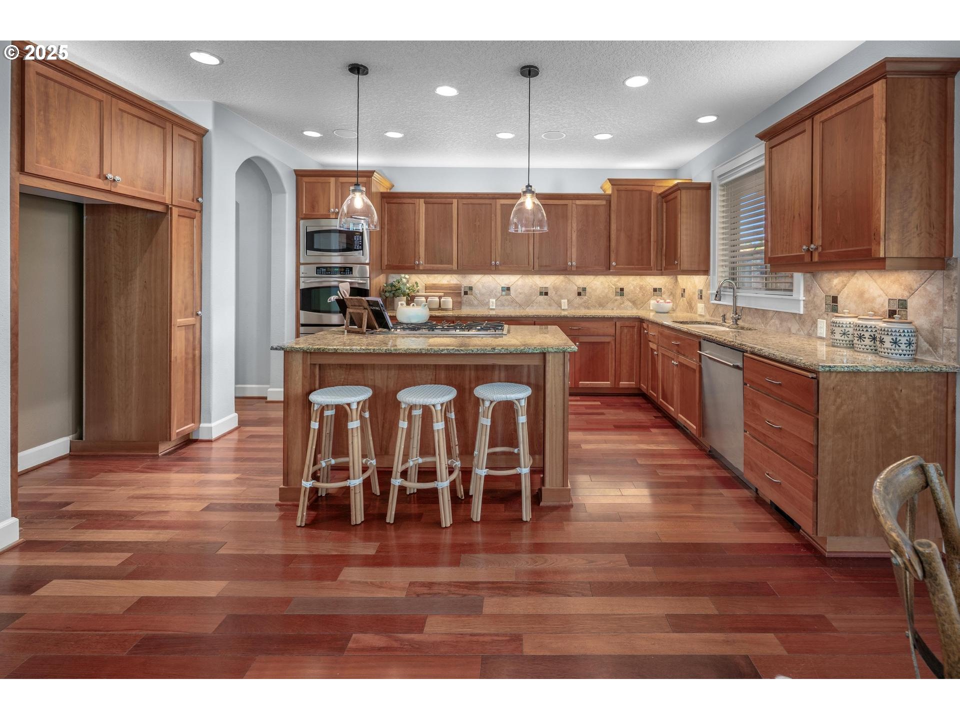 2764 Ridge Lane West Linn, OR 97068 - Photo 13 of 48