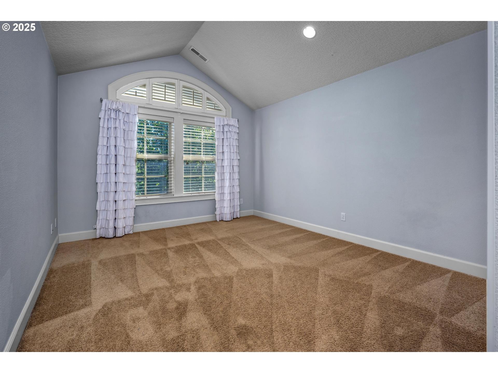 2764 Ridge Lane West Linn, OR 97068 - Photo 35 of 48