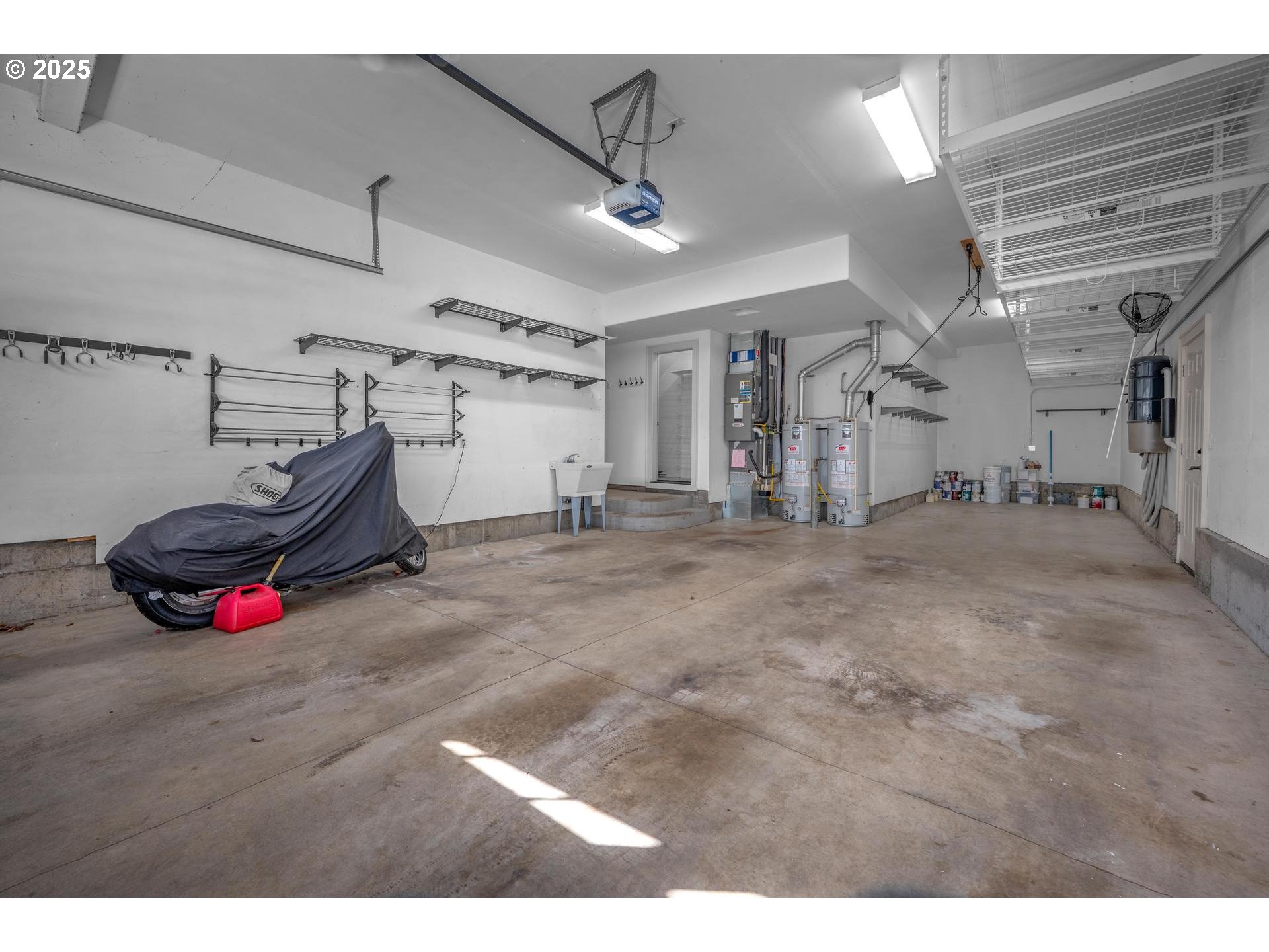 2764 Ridge Lane West Linn, OR 97068 - Photo 37 of 48