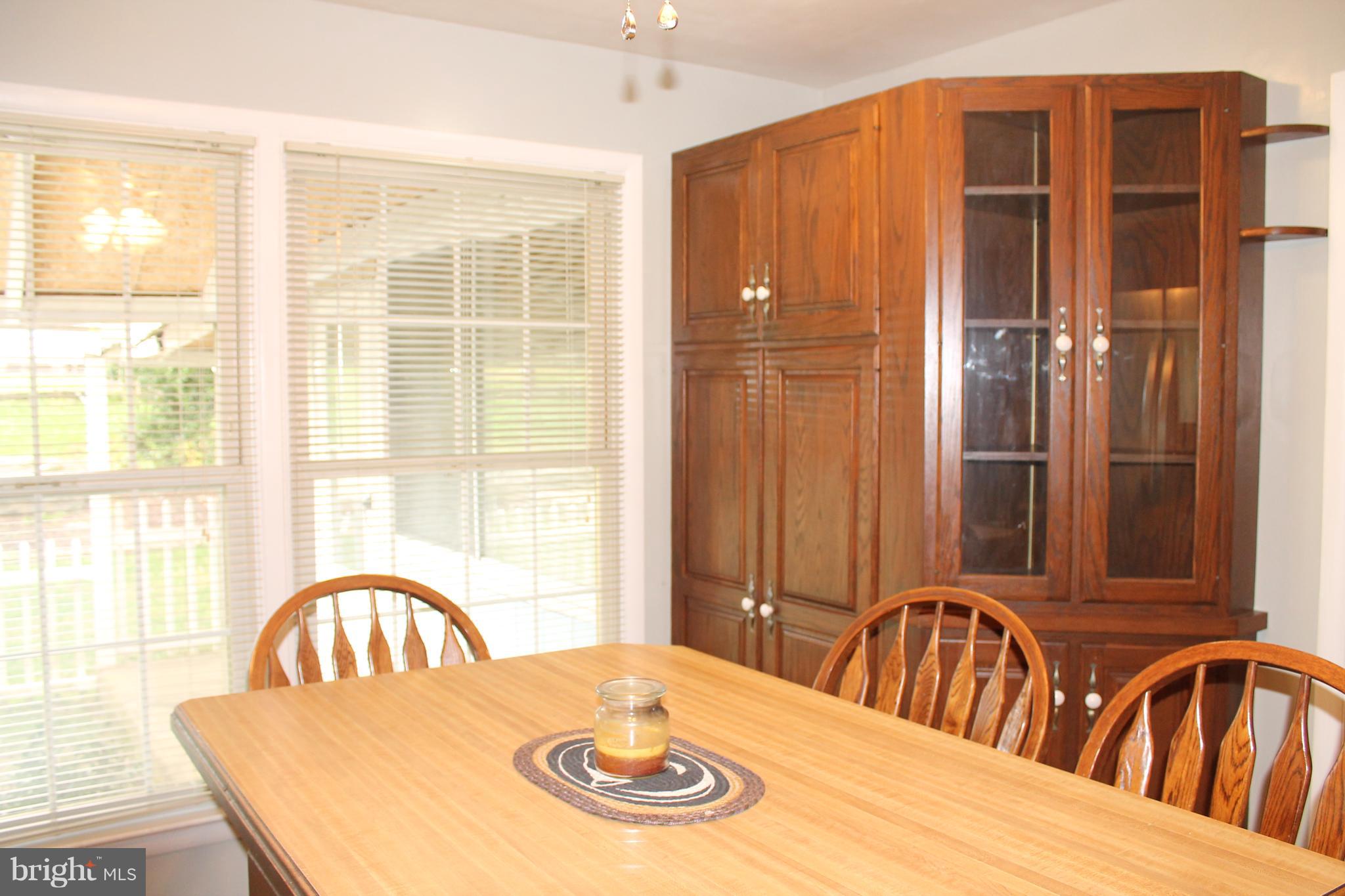 19 Derby Lane Lancaster, PA 17603 - Photo 34 of 40 KITCHEN